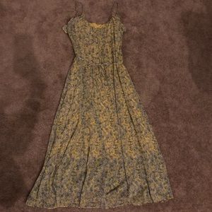 Who What Wear Floral Midi Dress Size Large